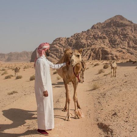Wadi Rum Desert Home Bagian luar foto