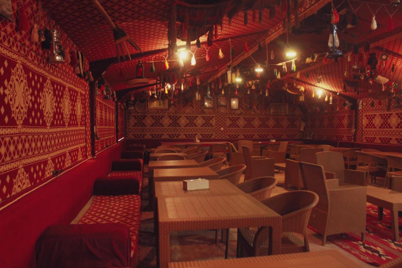 Wadi Rum Desert Home Bagian luar foto