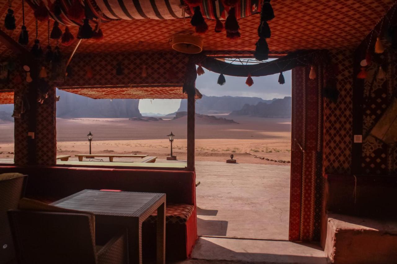 Wadi Rum Desert Home Bagian luar foto