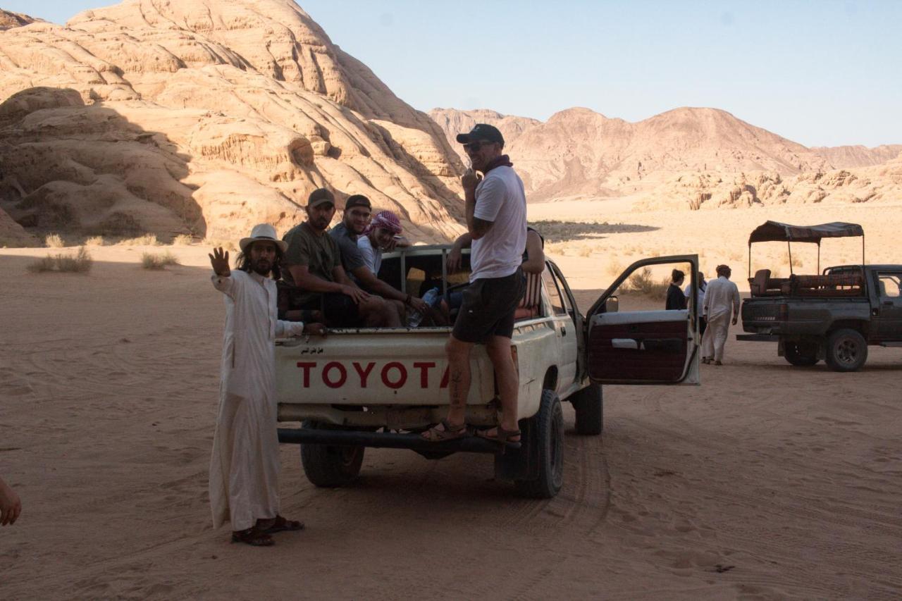 Wadi Rum Desert Home Bagian luar foto