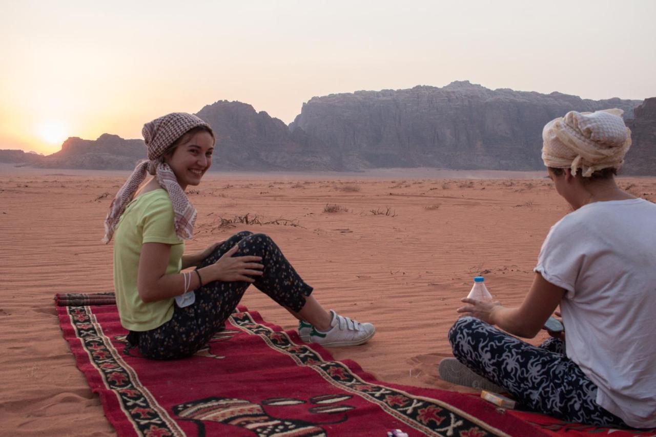 Wadi Rum Desert Home Bagian luar foto