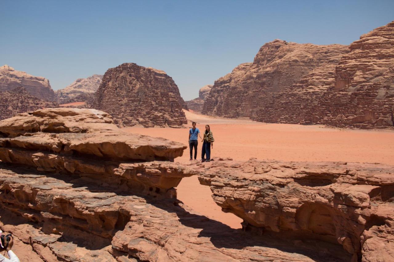 Wadi Rum Desert Home Bagian luar foto