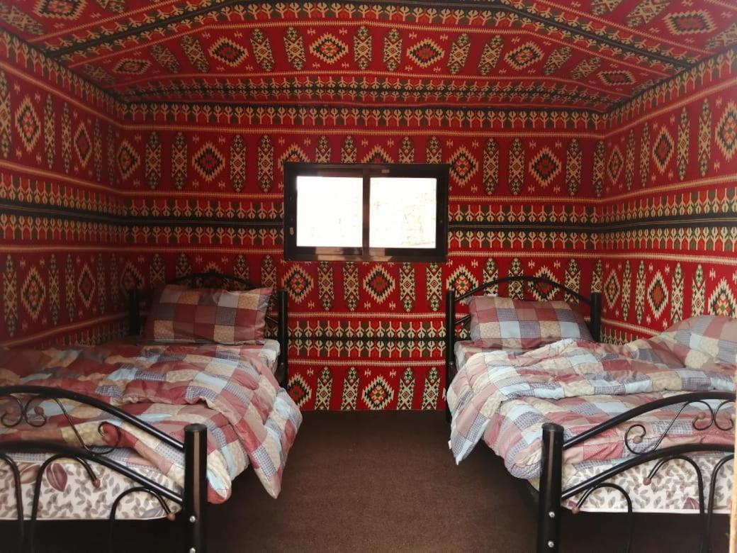Wadi Rum Desert Home Bagian luar foto