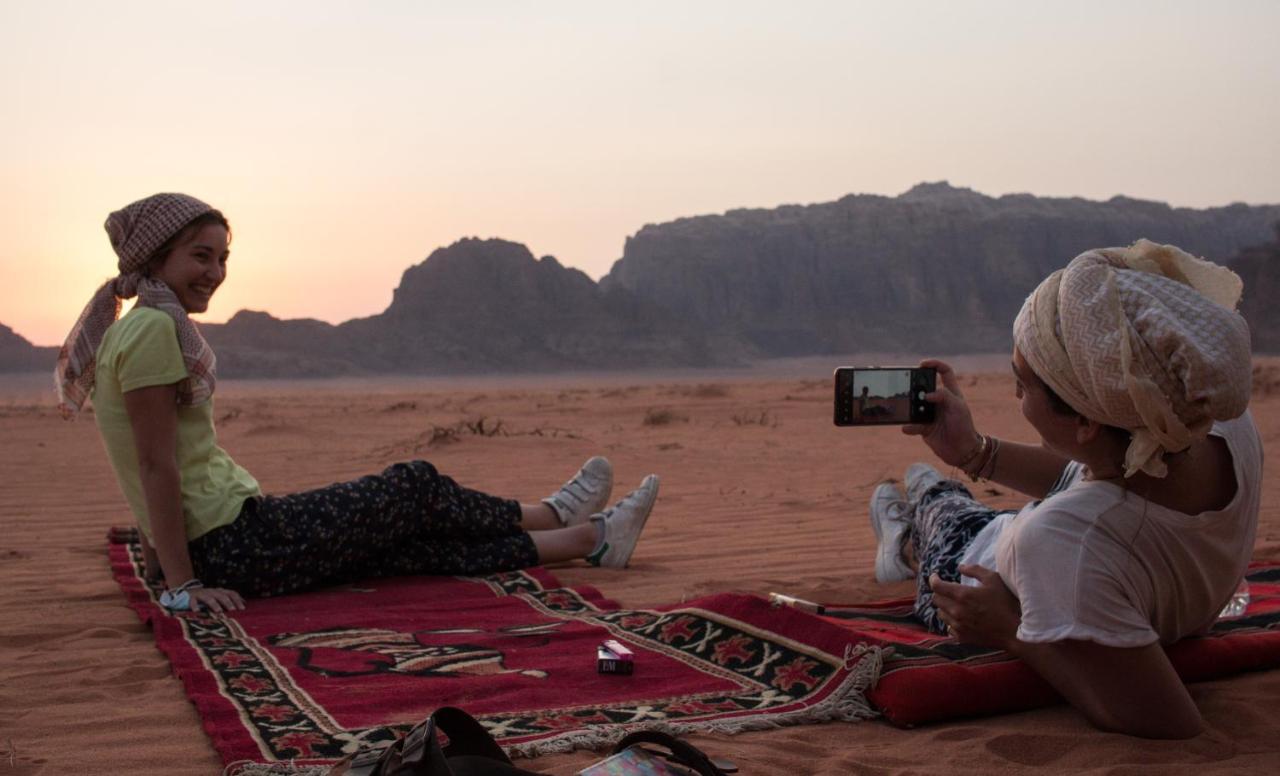 Wadi Rum Desert Home Bagian luar foto