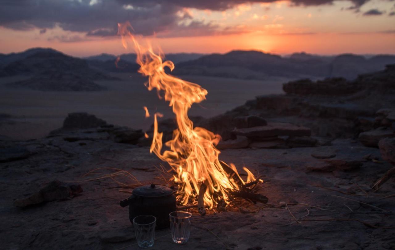 Wadi Rum Desert Home Bagian luar foto