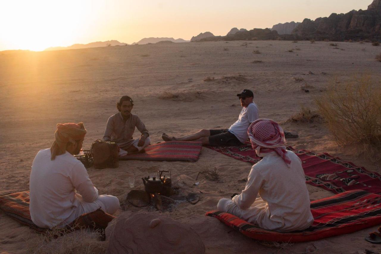 Wadi Rum Desert Home Bagian luar foto